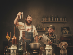 Продажи легального алкоголя в России значительно упали из-за популярности самогона